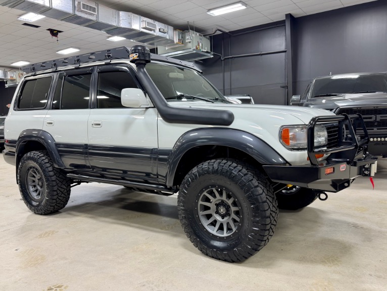 1996 Lexus LX 600's photo