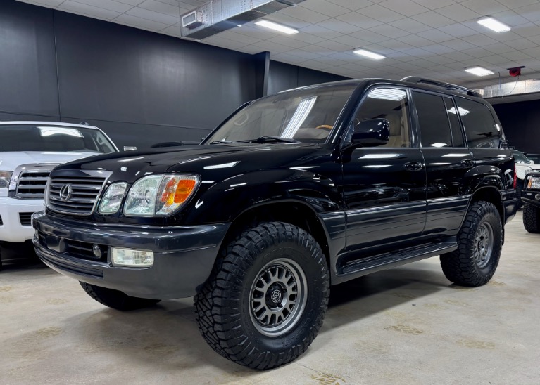 2003 Lexus LX 600 470's photo