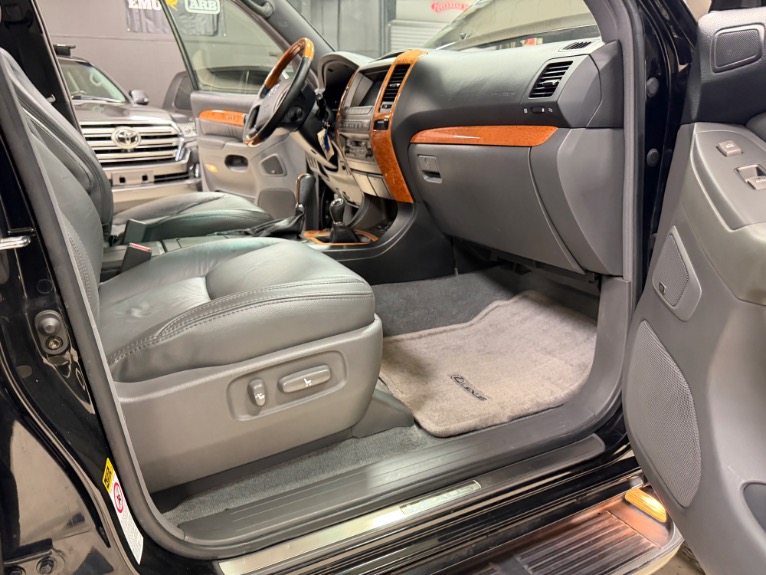 2003 Lexus GX 470 - Photo 33