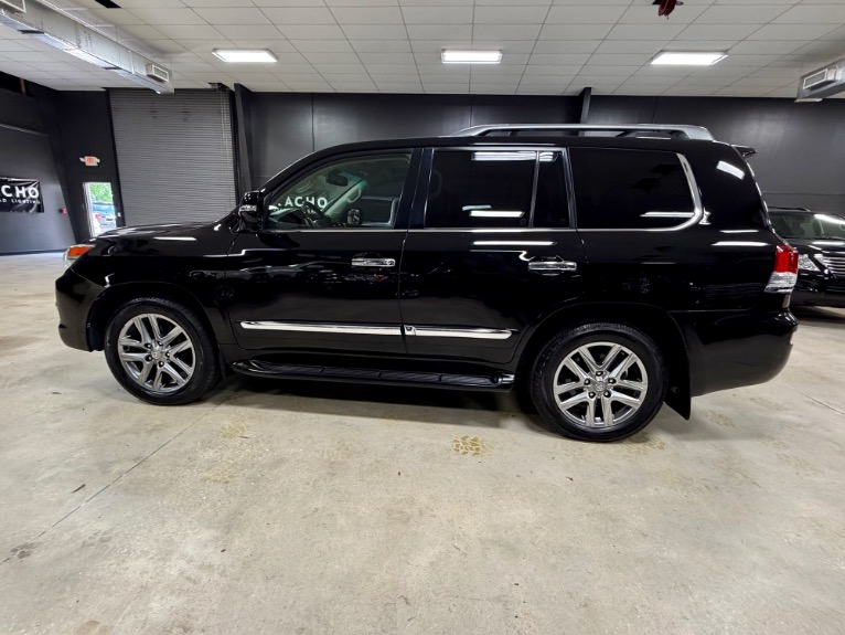 2013 Lexus LX 570 - Photo 14
