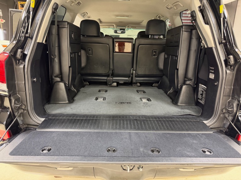 2013 Lexus LX 570 - Photo 30