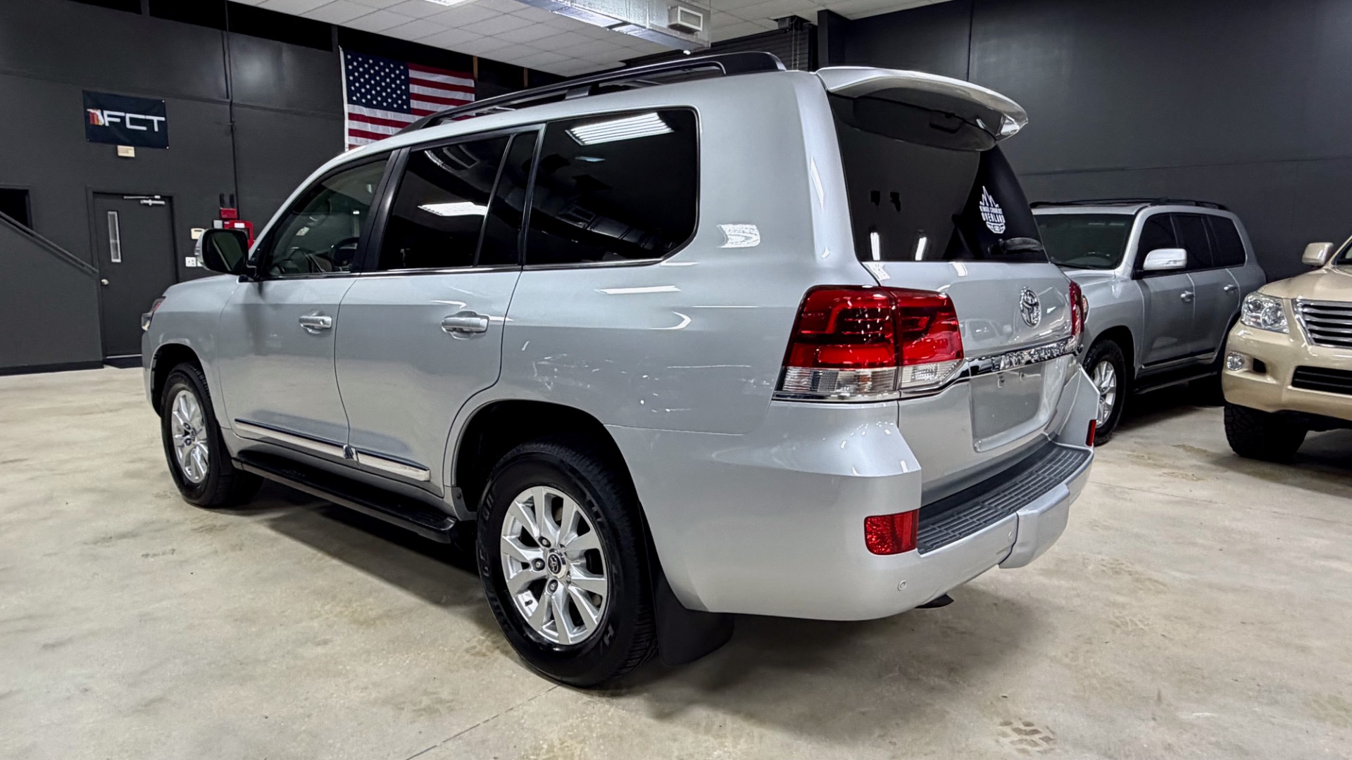 2016 Toyota Land Cruiser Base - Photo 43