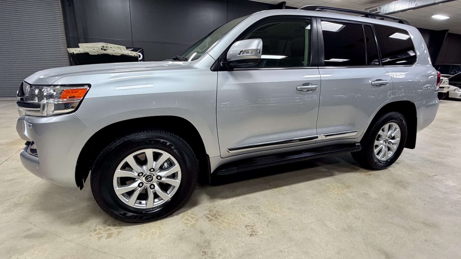 2016 Toyota Land Cruiser Base - Photo 47