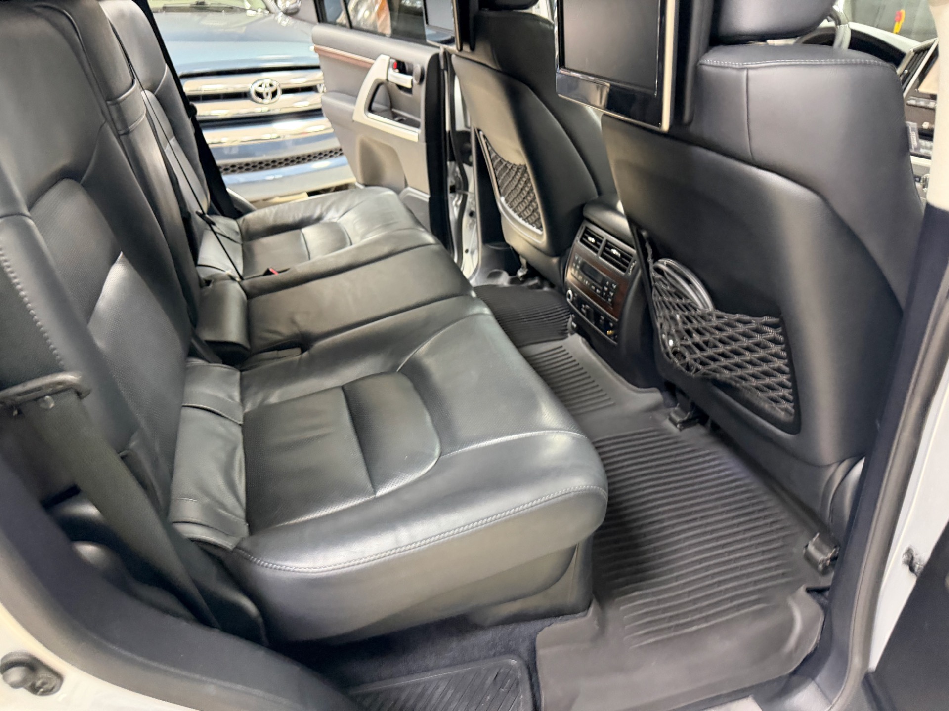 2016 Toyota Land Cruiser Base - Photo 59