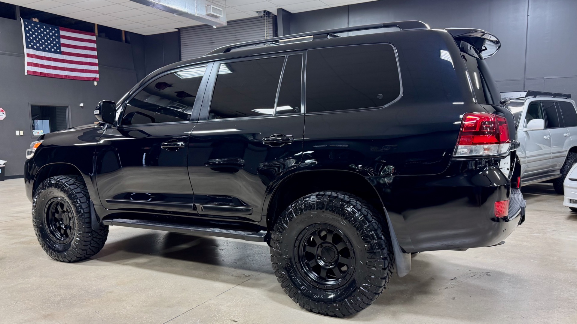 2018 Toyota Land Cruiser Base - Photo 48