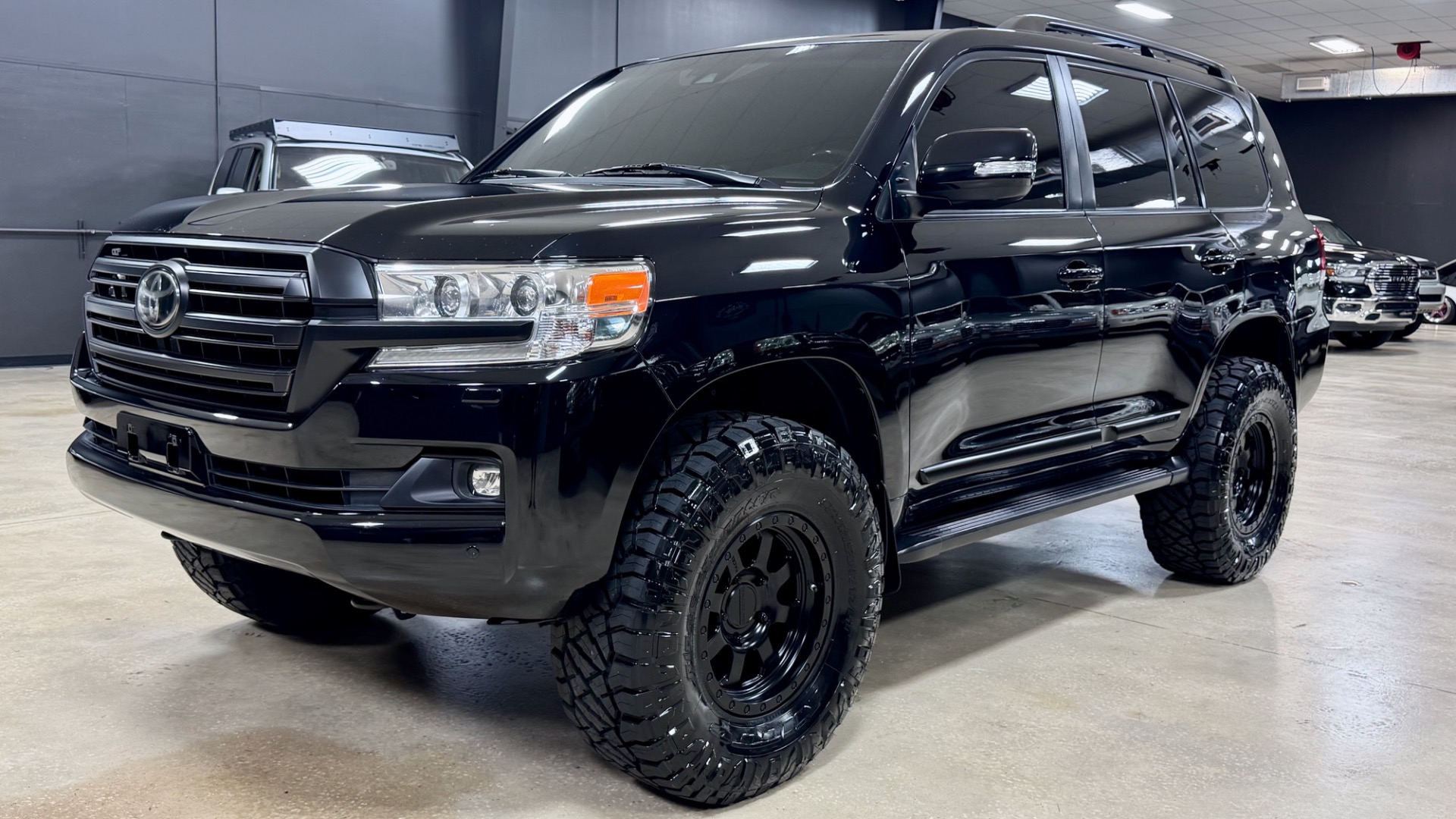 2018 Toyota Land Cruiser Base - Photo 51