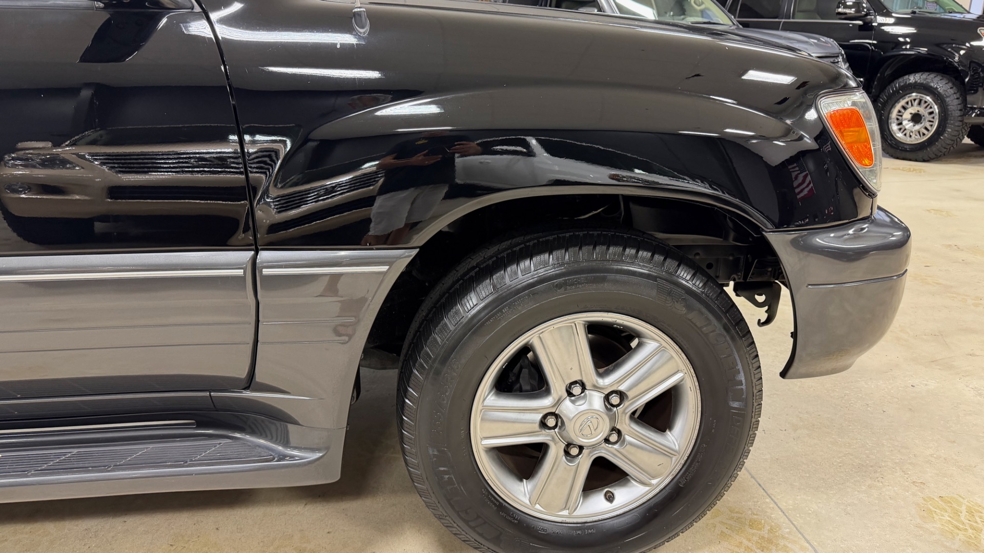 2006 Lexus LX 470 - Photo 40
