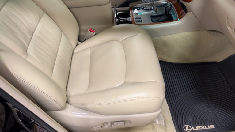 2006 Lexus LX 470 - Photo 19
