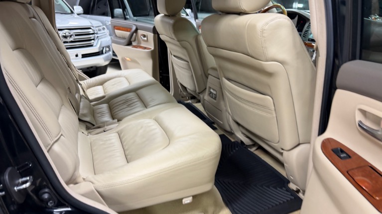 2006 Lexus LX 470 - Photo 23