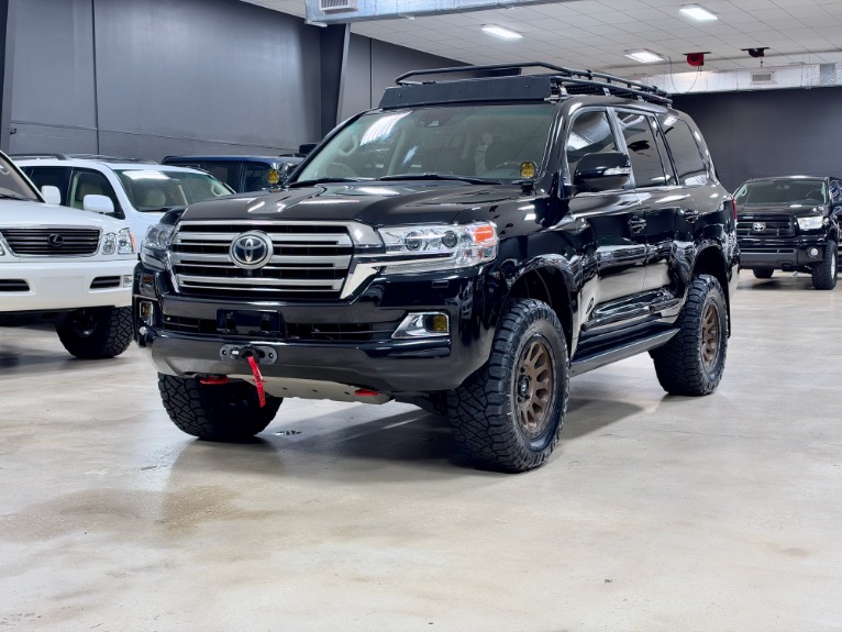 2017 Toyota Land Cruiser
