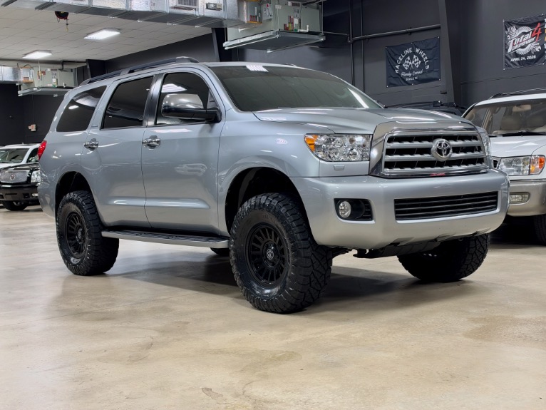2016 Toyota Sequoia