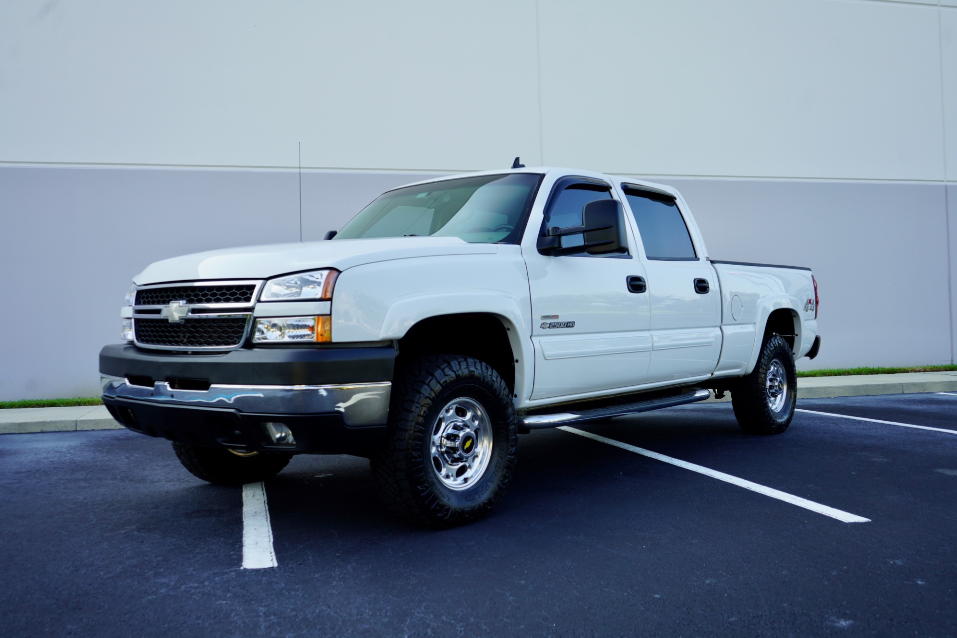 GlowShift Gray Triple Gauge Pod For Chevy Silverado 2000-2006 - Factory Color Matched A-Pillar Mount