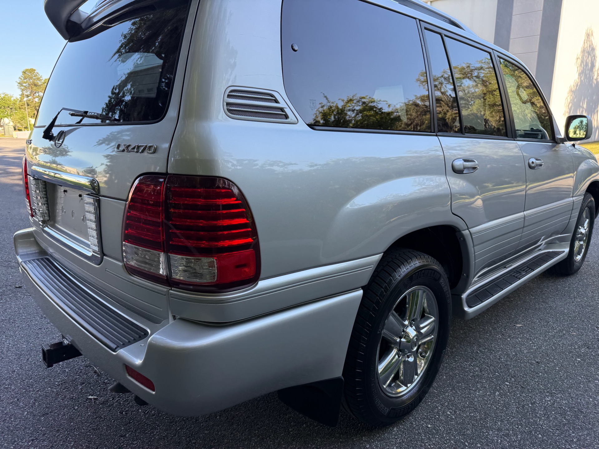 2006 Lexus LX 470 photo 14