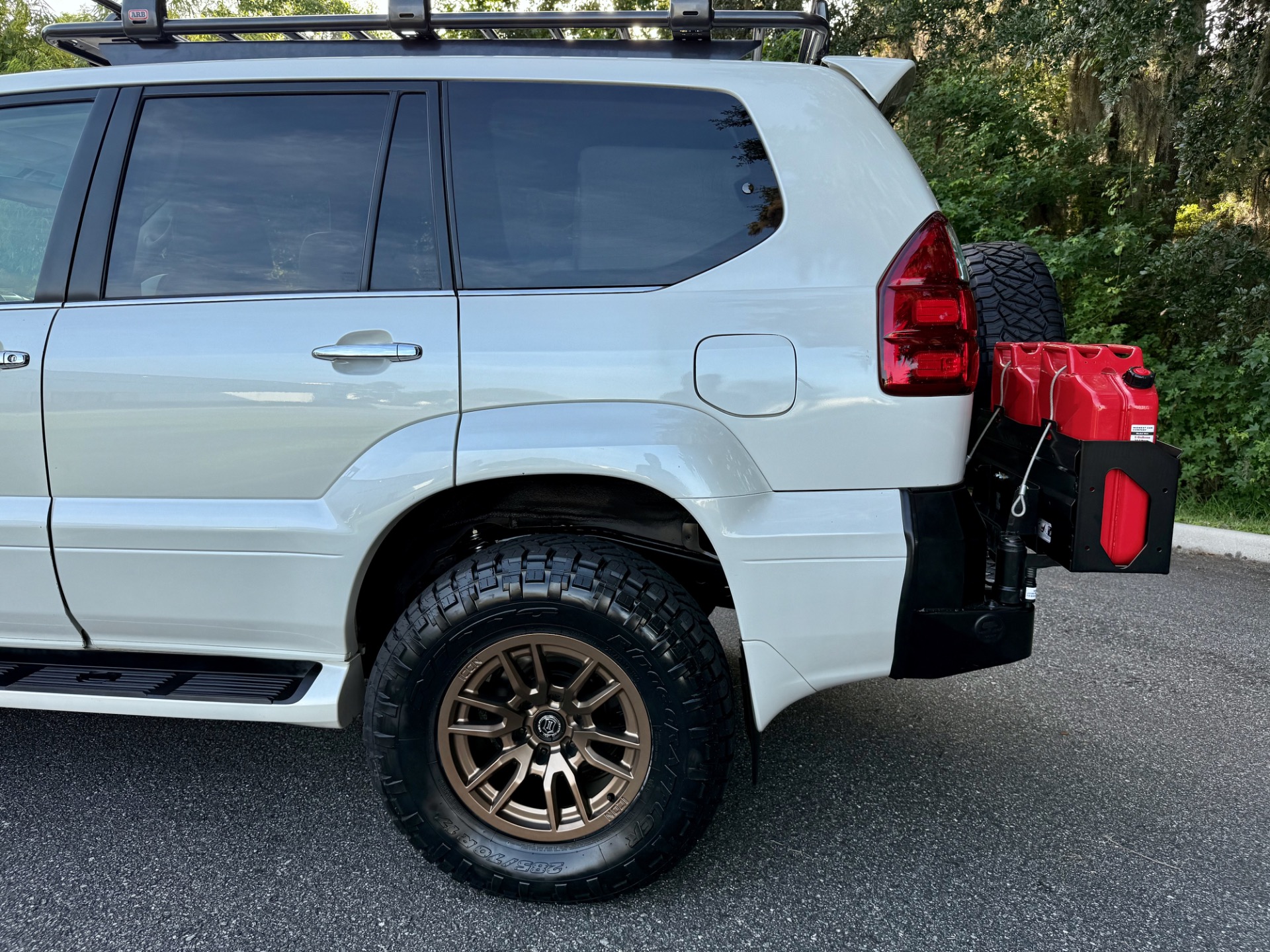 2009 Lexus GX 470 photo 16
