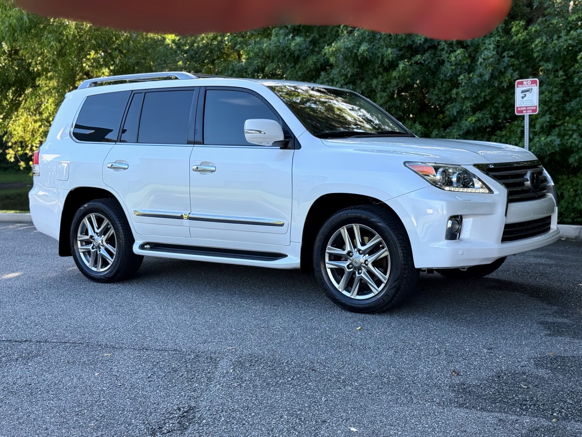 2013 Lexus LX 570 photo 6