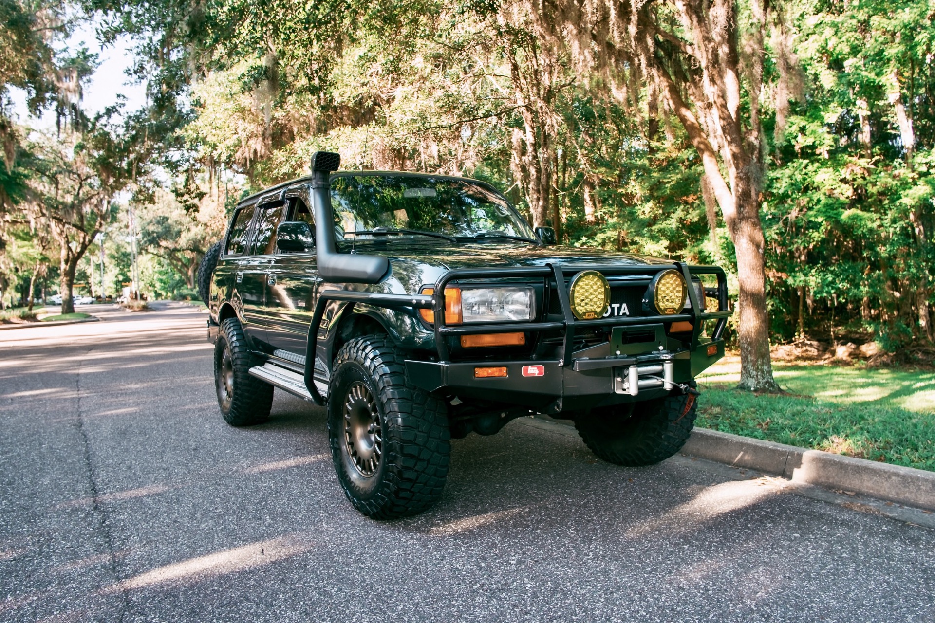 1996 Toyota Land Cruiser VX photo 11