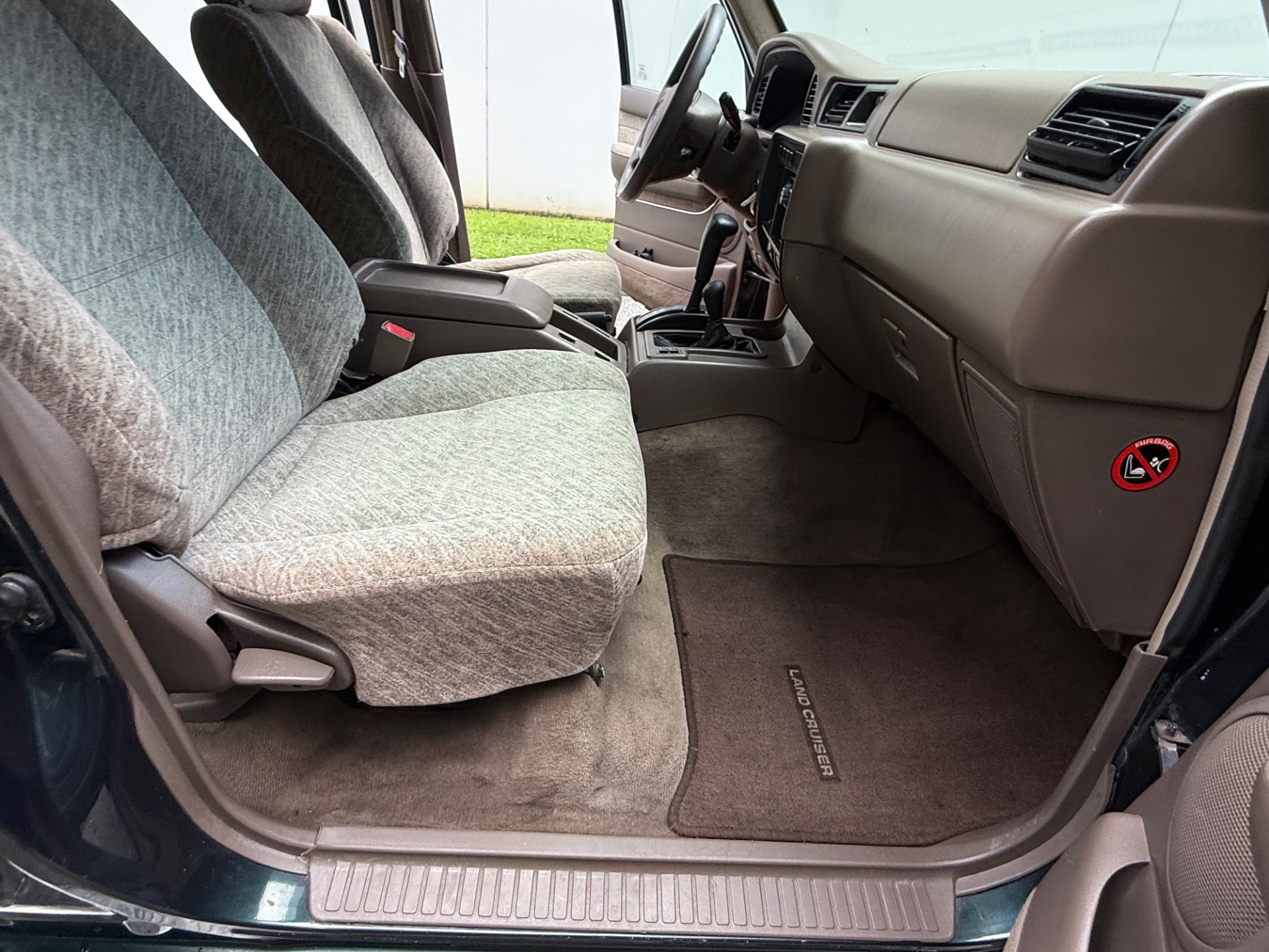 1996 Toyota Land Cruiser VX photo 20