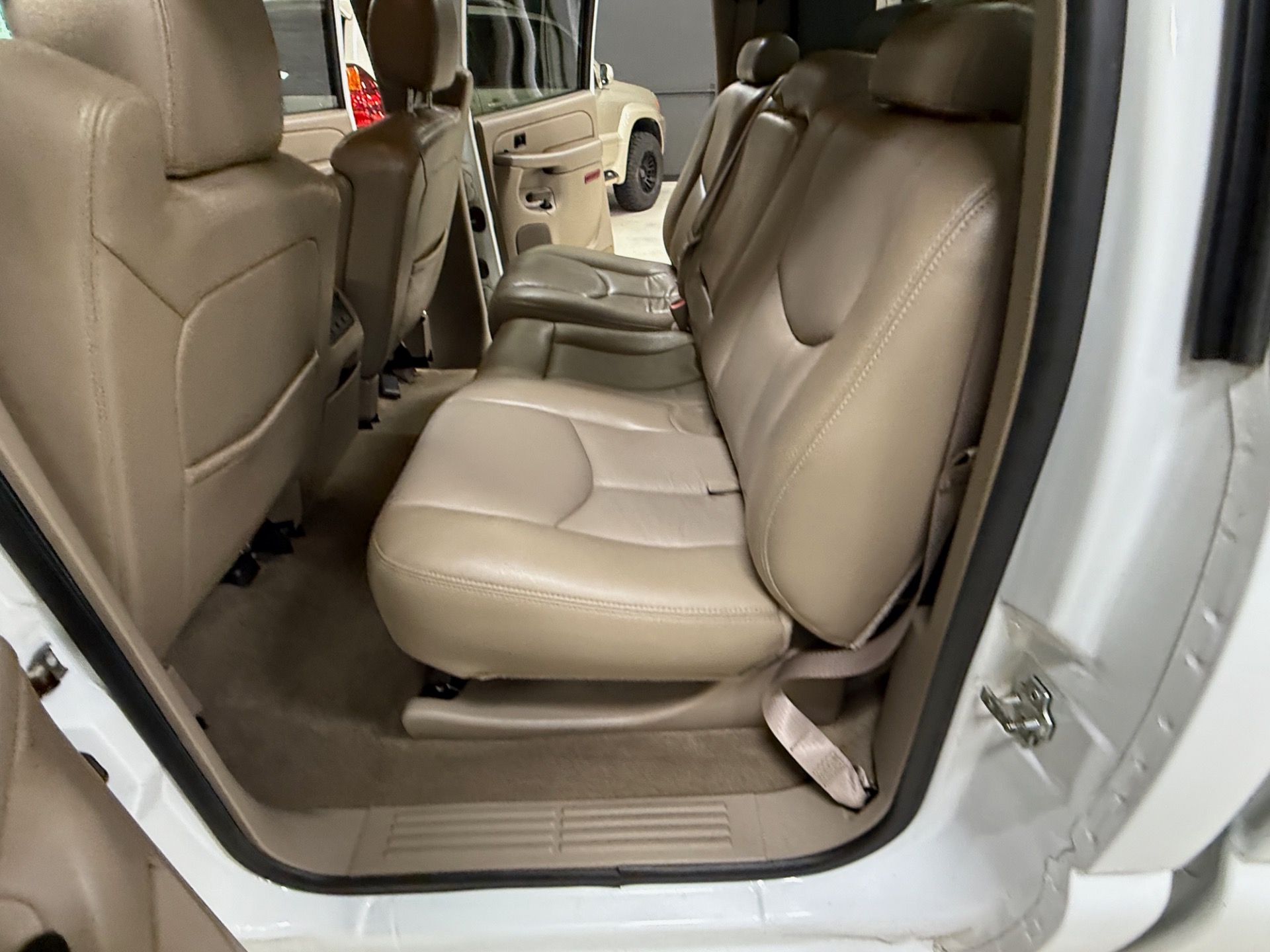 2005 Chevrolet Silverado 2500HD LT photo 21