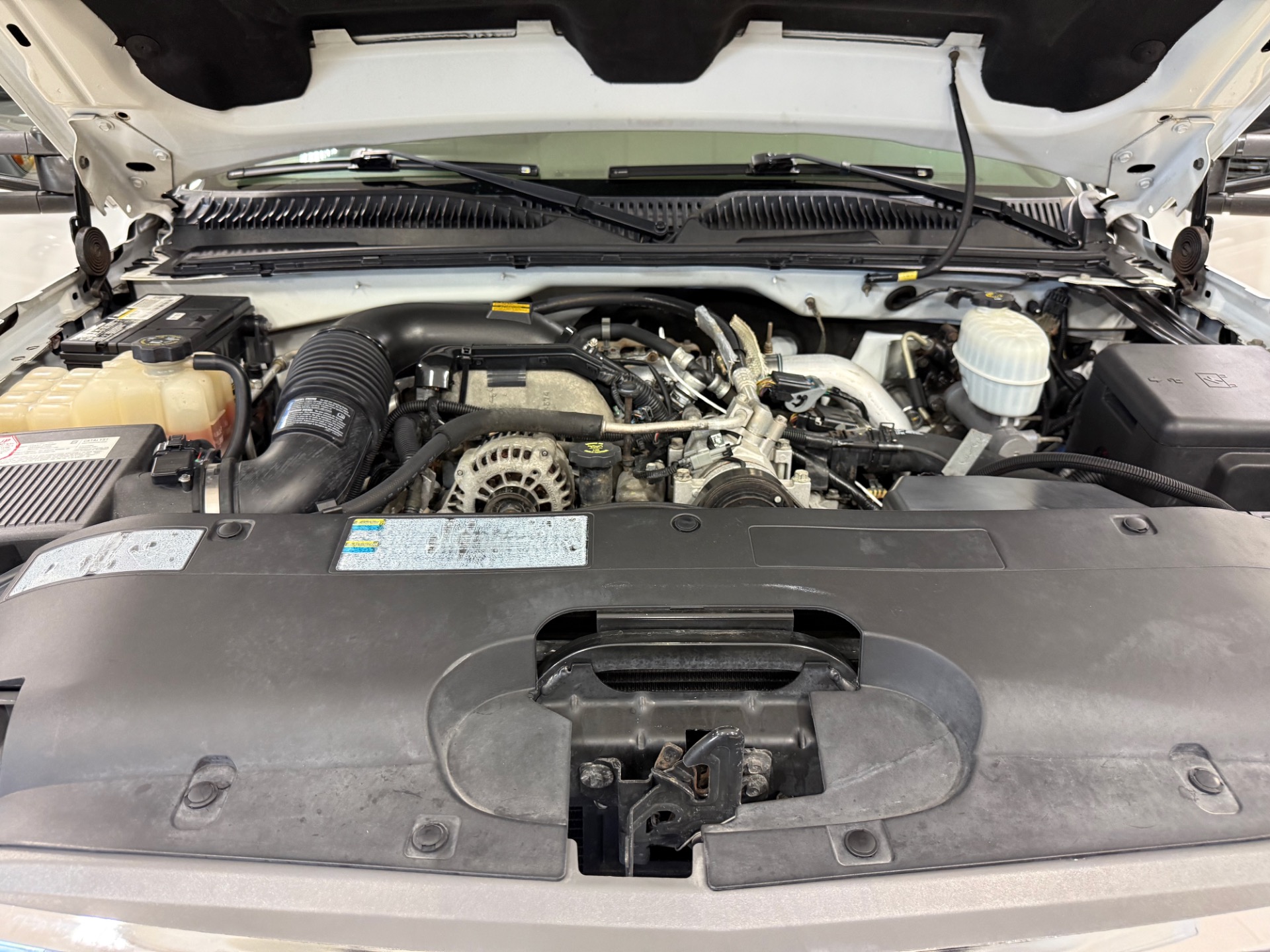 2005 Chevrolet Silverado 2500HD LT photo 27