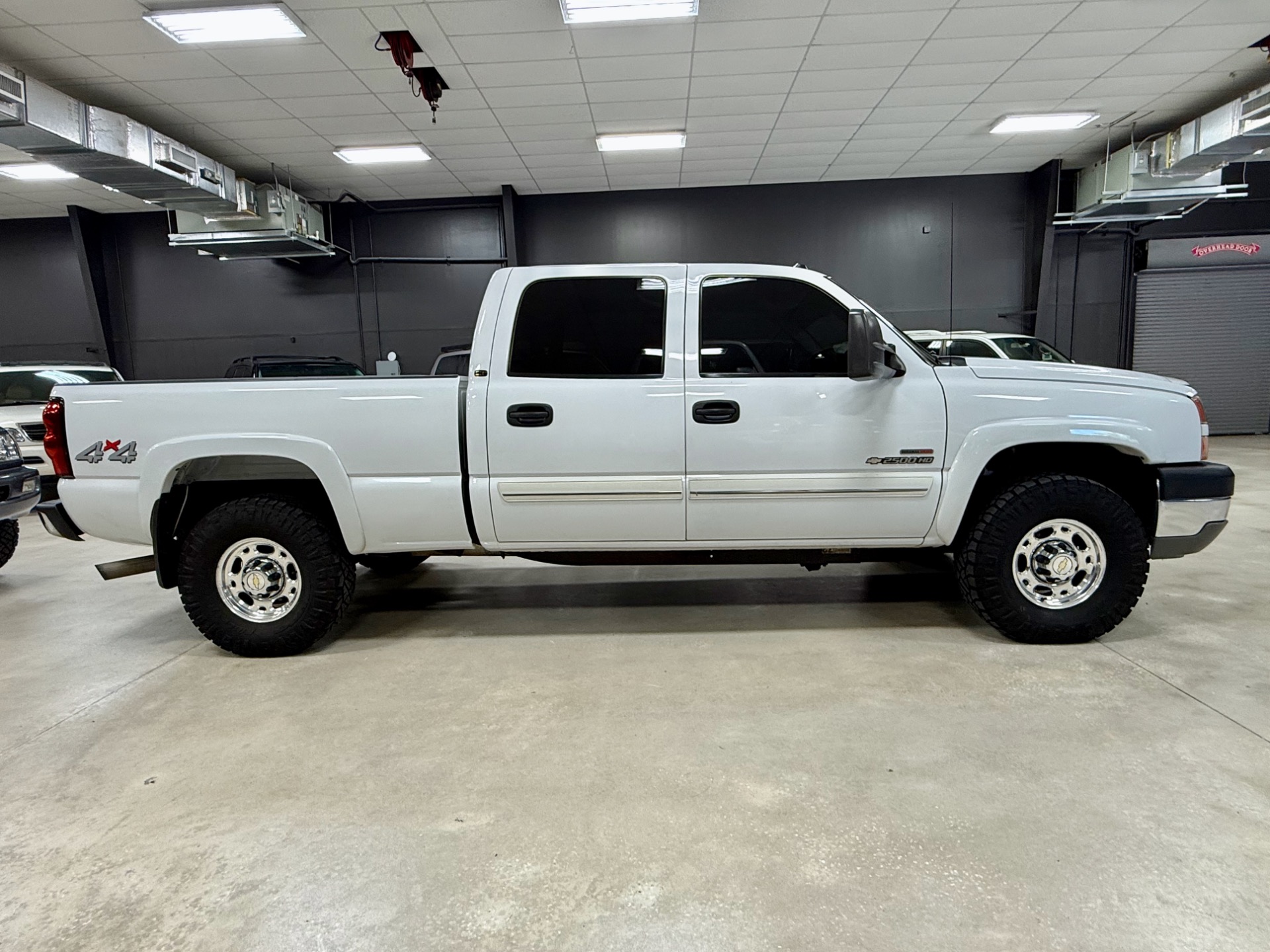 2005 Chevrolet Silverado 2500HD LT photo 4