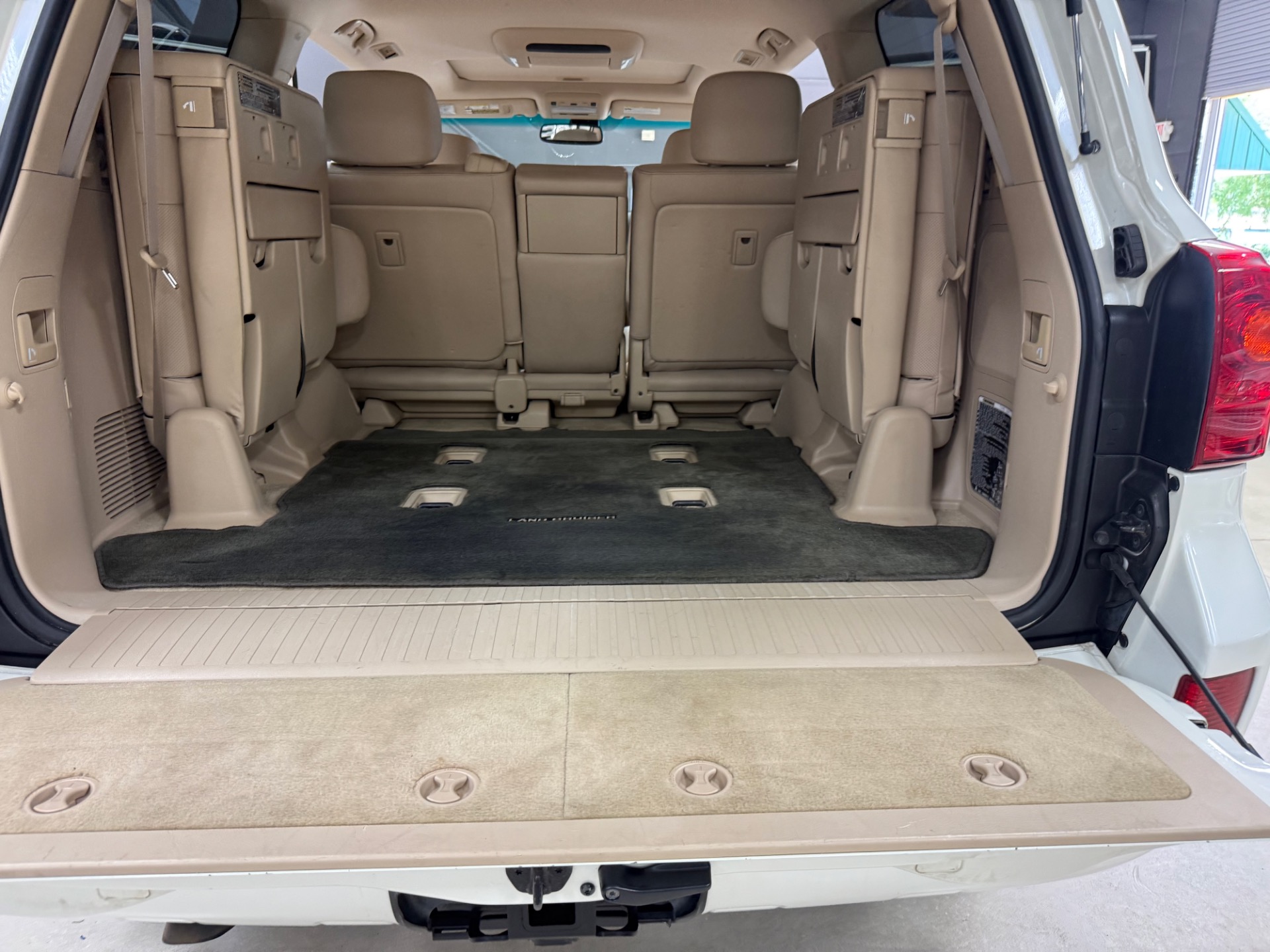 2015 Toyota Land Cruiser photo 20