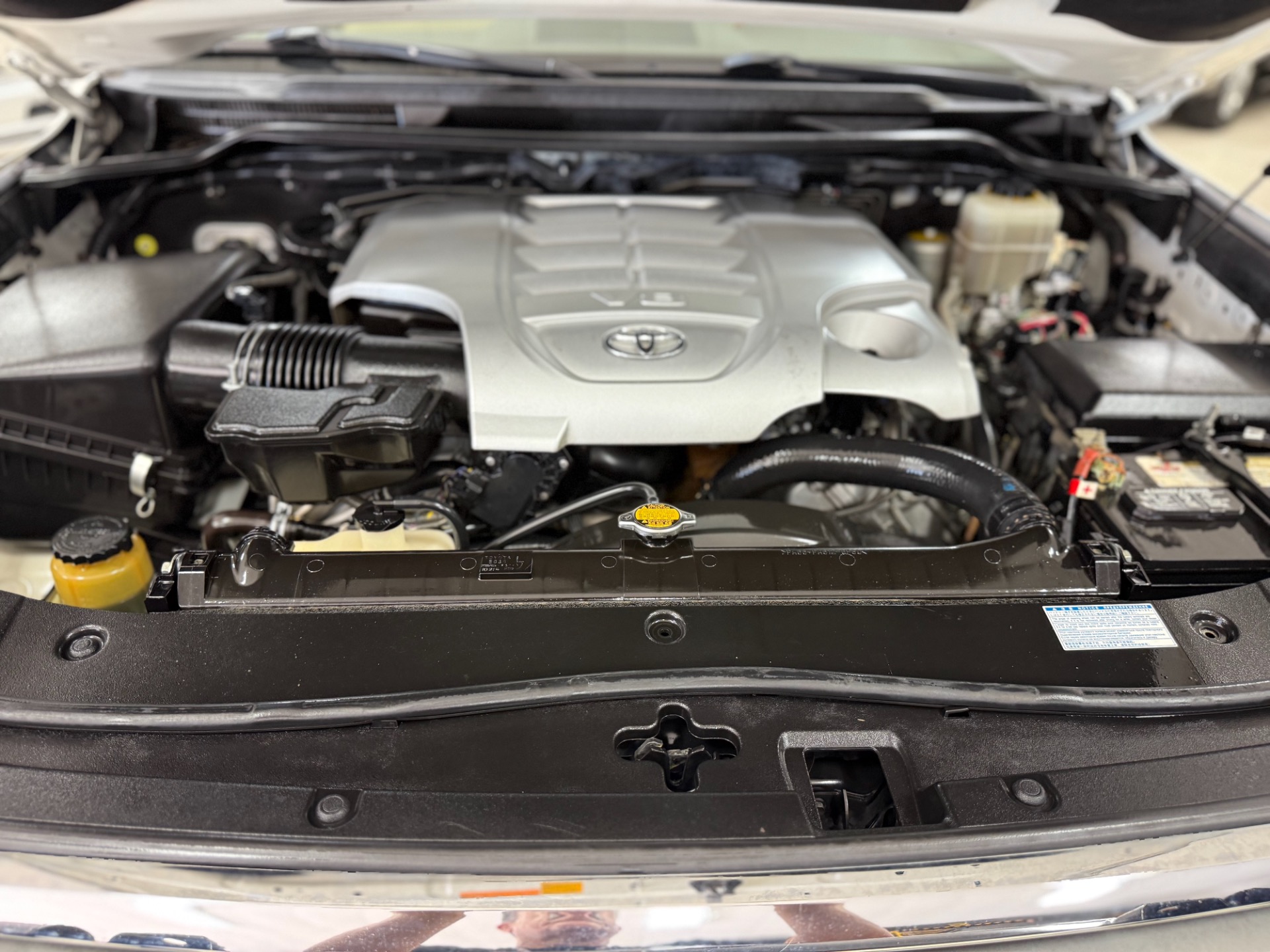 2015 Toyota Land Cruiser photo 24
