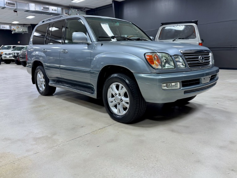2004 Lexus LX 470